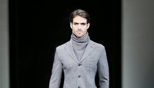 &bdquo;Giorgio Armani&ldquo; kolekcijos modelis