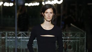 &bdquo;Sonia Rykiel&ldquo; 2019 m. pavasario ir vasaros kolekcijos modelis