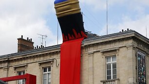 Pripučiamų skulptūrų paroda Paryžiuje