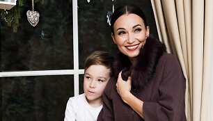 Karina Krysko su sūnumi Majumi