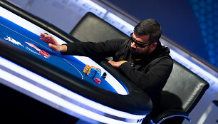 Kully Sidhu (Didžioji Britanija) į finalą žengė su mažiausia žetonų krūvele