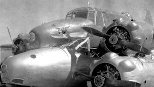 The Avro Ansons