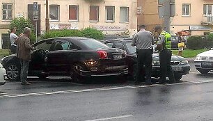 Avarija Vilniuje, &Scaron;eimyni&scaron;kių gatvėje