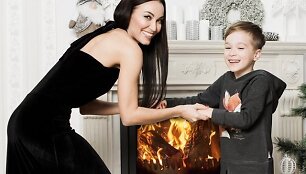 Karina Krysko su sūnumi Majumi