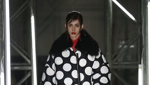 &bdquo;MSGM&ldquo; 2016 m. rudens-žiemos kolekcijos modelis