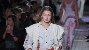 &bdquo;Isabel Marant&ldquo; 2020 m. pavasario ir vasaros kolekcija: Gigi Hadid