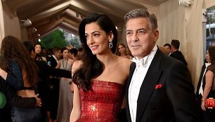 George'as Clooney su žmona Amal Clooney 