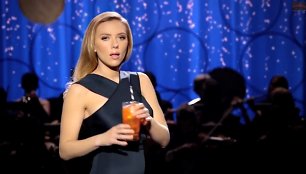 Scarlett Johansson „SodaStream“ reklamoje