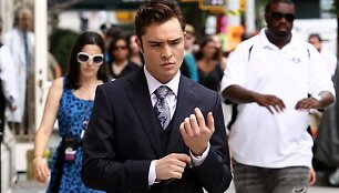Edas Westwickas &bdquo;Gossip Girl&ldquo; filmavimo aik&scaron;telėje (2010 m.)