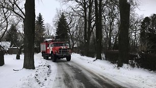 Jonavos ugniagesių gelbėtojų automobilis