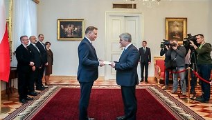 Sausio 9-ąją Eduardas Borisovas Lenkijos prezidentui įteikė skiriamuosius raštus – tądien prasidėjo oficiali jo ambasadorystės Lenkijoje misija