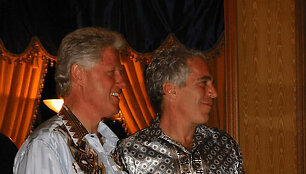 Billas Clintonas /  / 