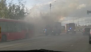 Mar&scaron;rutiniame autobuse Kaune kilo gaisras