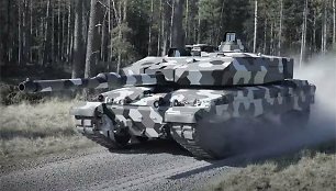 Tankas „Leopard 2“ su naujuoju pabūklu