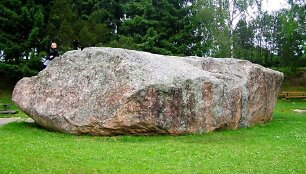 Barstyčių akmuo