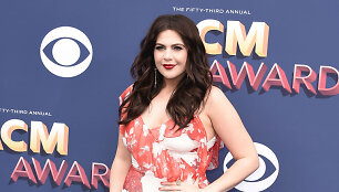 Hillary Scott