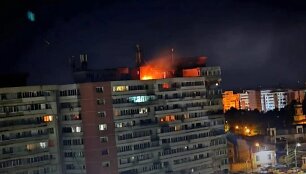 Rusijos dronas pataikė į daugiabutį Rumunijoje