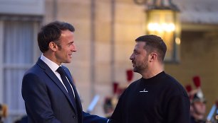 Prancūzijos prezidentas Emmanuelis Macronas ir Ukrainos prezidentas Volodymyras Zelenskis