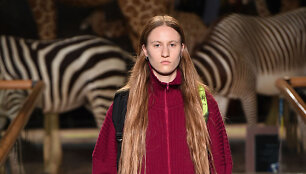 &bdquo;Vetements&ldquo; kolekcijos modelis