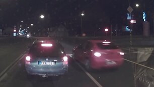 &bdquo;Seat Leon&ldquo; vairuotojas pažeidė KET