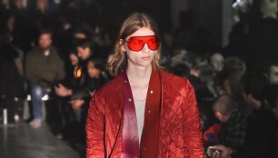 &bdquo;Rick Owens&ldquo; 2019&ndash;2020 m. rudens ir žiemos kolekcijos modelis