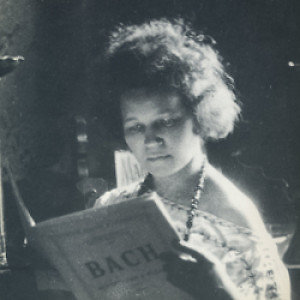Wikipedia nuotr./ Nežinomo autoriaus nuotr./ Antonietta Raphaël, 1918 m.