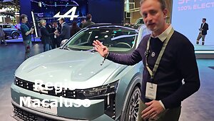 dacia-striker-pristatymas-paryziaus-automobiliu-parodoje