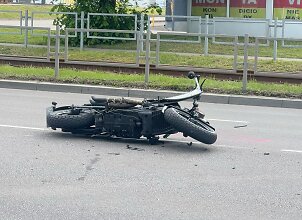Pareigūnai pateikė daugiau detalių apie Klaipėdoje žuvusią motociklininkę