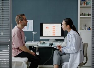 Pacientas kalba tik rusi&scaron;kai, gydytojas &ndash; ne: poliklinikose vis dažniau stringa konsultacijos