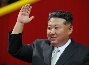 Socialiniai tinklai ūžia dėl gandų apie Kim Jong Uno mirtį: ką sako &Scaron;iaurės Korėja