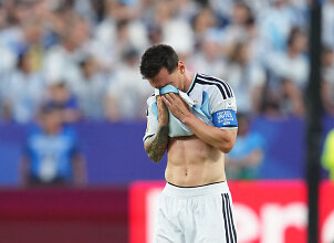 Per istorinį vakarą &ndash; Messi a&scaron;aros aik&scaron;tėje: &bdquo;I&scaron;gyvenau labai sunkias dienas&ldquo;
