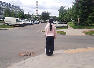 Vilniuje visureigis nublo&scaron;kė mergaitę, skelbiama visuotinė įtariamosios paie&scaron;ka