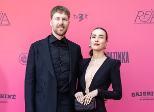 Ant raudono kilimo &ndash; drąsa nustebinusi Pauliaus Samo&scaron;kos sužadėtinė: kaip sureagavo į jo naują beproti&scaron;ką i&scaron;&scaron;ūkį?