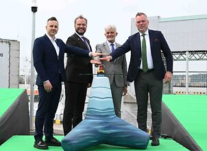 Naujas Lietuvos energetikos istorijos puslapis Klaipėdos uoste: atidaryta pirmoji žaliojo vandenilio stotelė