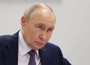 Karas Ukrainoje. Valstybės Dūma suteikė Putinui teisę siųsti kariuomenę į kitas &scaron;alis &bdquo;ginti&ldquo; rusų užsienyje
