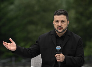 Karas Ukrainoje. Zelenskis: Ukraina siūlo tris saugumo garantijų po karo variantus