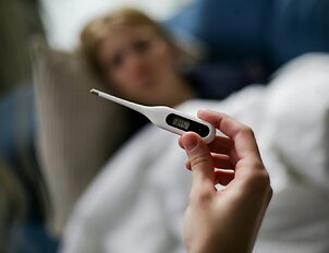 Vaikystėje persirgta angina sukėlė reik&scaron;mingas pasekmes: &scaron;iandien moteris gyvena su ketvirtu persodintu inkstu