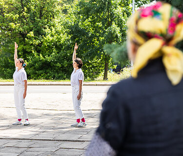 Aleksandra Janus, Weronika Pelczyńska, Monika Szpunar performansas &bdquo;Tebestovinti&ldquo;