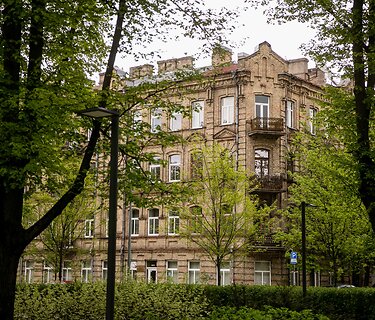 Vytauto Kernagio paauglystės ir studijų laikų namai