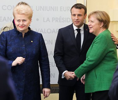 Dalia Grybauskaitė, Emmanuelis Macronas, Angela Merkel