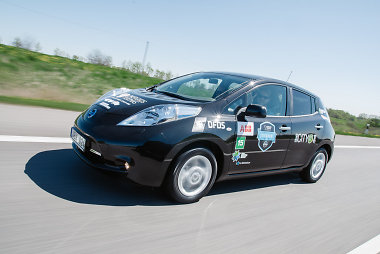 Nissan LEAF 12 h silent challenge