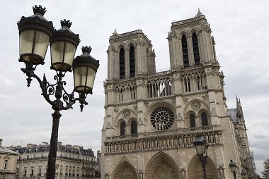 Paryžiaus Dievo motinos katedra