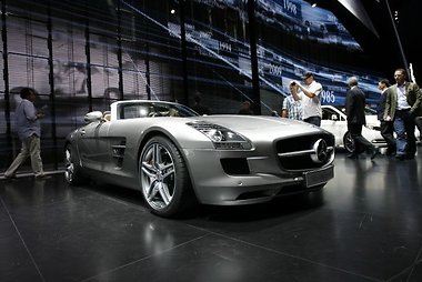 „Mercedes-Benz SLS AMG“