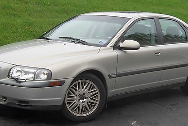 „Volvo S80“