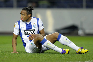 Alvaro Pereira