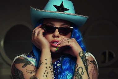 &bdquo;Creative glam&ldquo; aprangos kodas