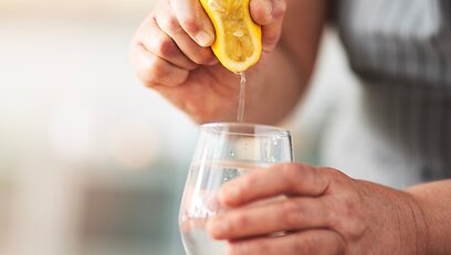 Kas nutinka organizmui, jei kas rytą geriate vandenį su citrina?