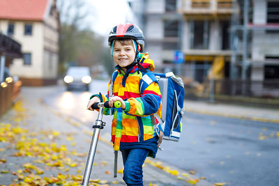 10 kūrybiškų idėjų, ką veikti vaikams po pamokų