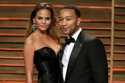 Atlikėjo Johno Legendo žmona Chrissy Teigen atskleidė, kokioje beprotiškiausioje viešoje vietoje jiems yra tekę mylėtis