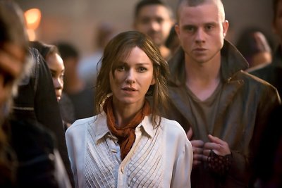 Filme „Insurgentė“ Naomi Watts tapo rudaplauke maištininkų lydere